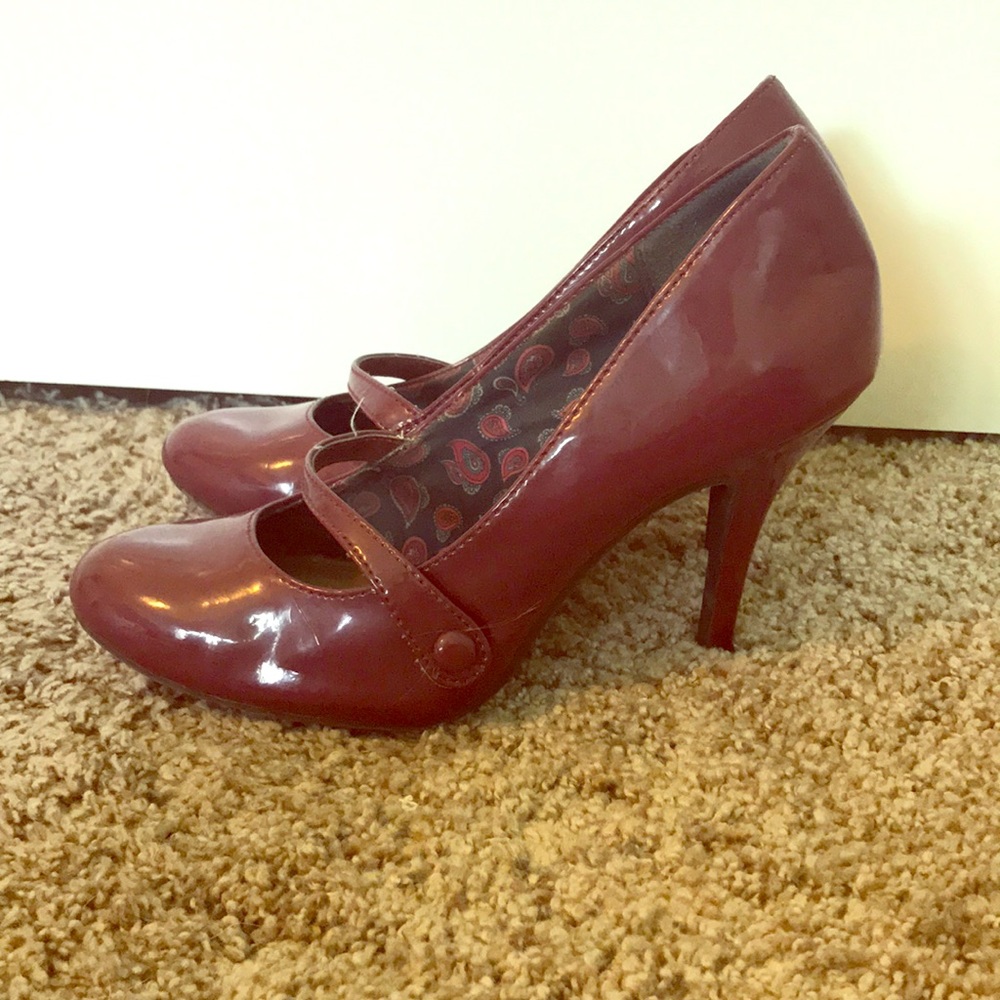 Maroon pumps